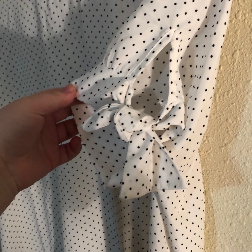 White blouse with black polka dots cute bow sleeve